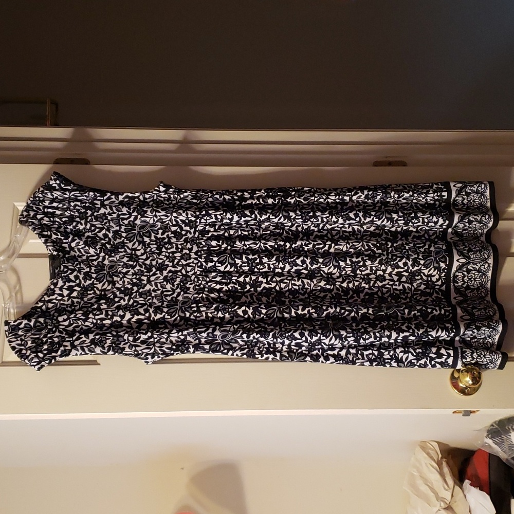 EUC Style & Co Black and White Dress Size XL